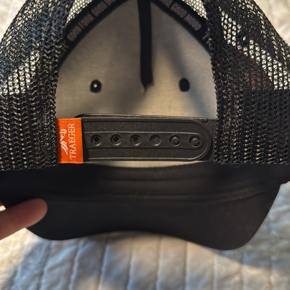 Traeger Wood Fired Pellet Grills Trucker Hat NWT - Picture 8 of 10
